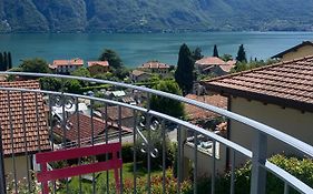 Bellagio Lake Flat